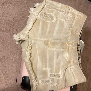 New tan jean shorts never been worn